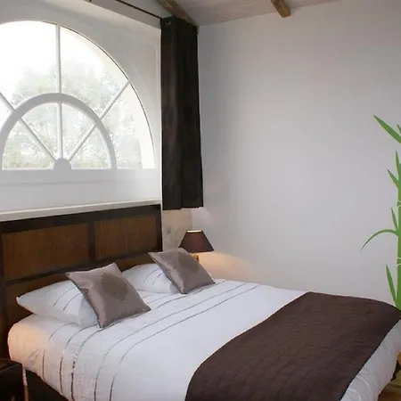 Le Domaine Des Doucins & Spa, 4 Etoiles, 10 Minutes De Jonzac Piscine Et Fontaines-d'Ozillac