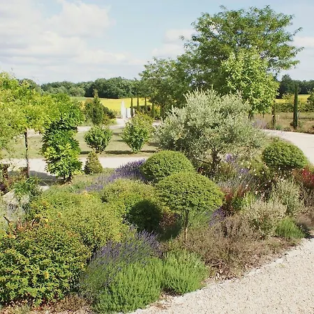 Le Domaine Des Doucins & Spa, 4 Etoiles, 10 Minutes De Jonzac Piscine Et Fontaines-d'Ozillac