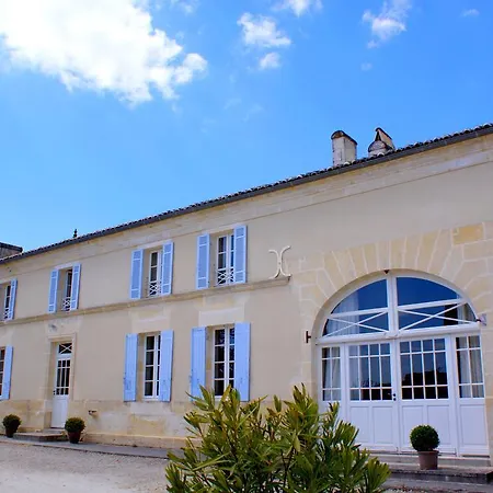 Le Domaine Des Doucins&spa, 4 étoiles, 10 Minutes De Jonzac Piscine Et Fontaines-d'Ozillac